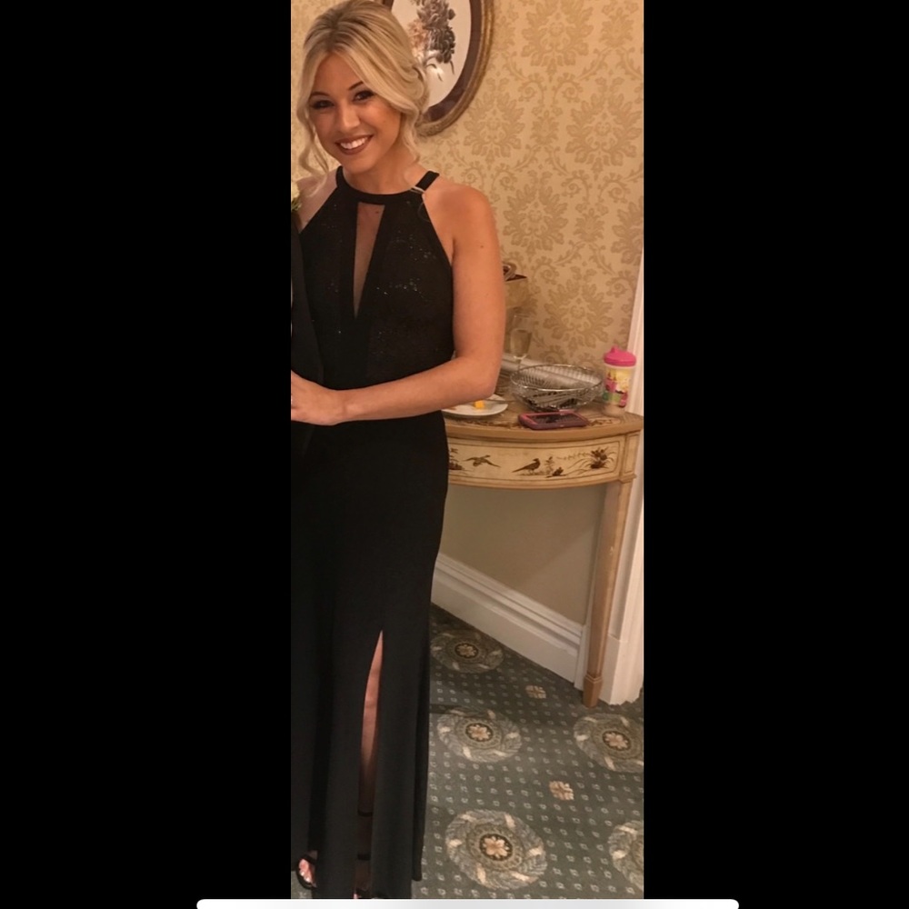 Black Lace Nightway gown